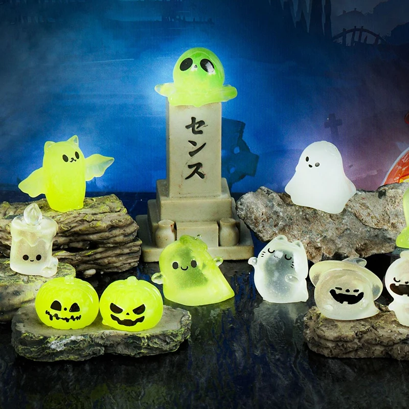 Mini Luminous Halloween Ornament Bat Pumpkin Skeleton Ghost Micro Landscape Dollhouse Model Car Interior Home Desktop Decoration