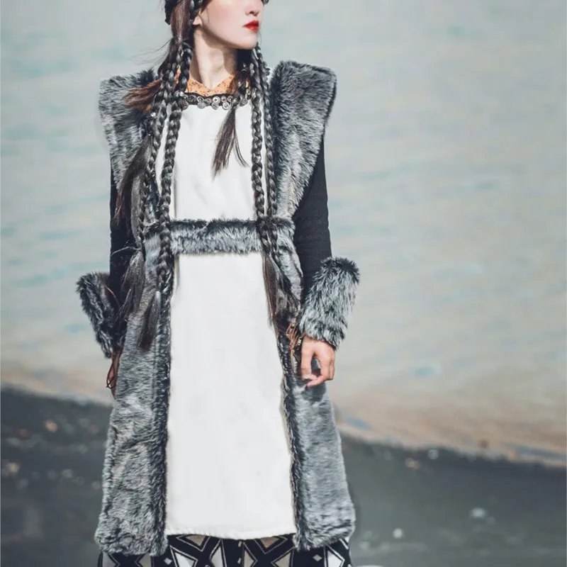 Vêtements Tibétains en Noir et Blanc, Robe de Style Ethnique en Laine Assortie