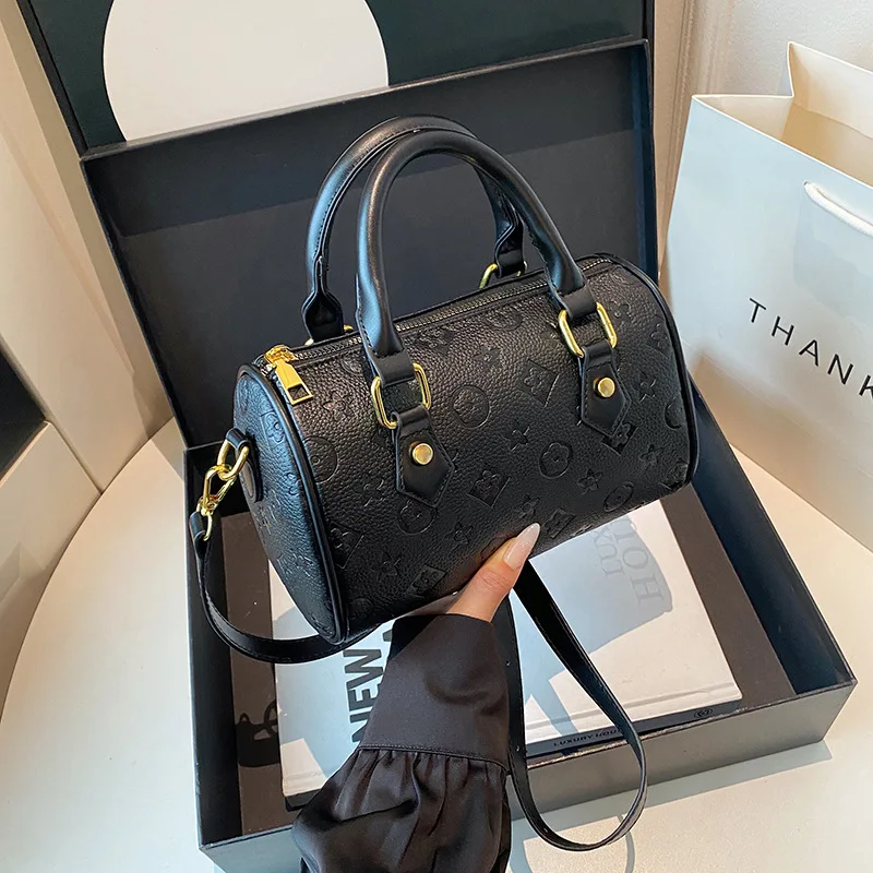 

Fashion Women’s Printed Handbag, Large Capacity Light Luxury Tote, Versatile Shoulder Crossbody Bag for Commute