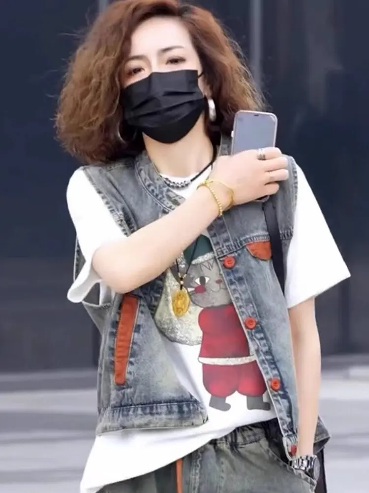 Retro Embroidered Denim Vest Women's Fashion Casual Sleeveless Jacket Loose Fit Outerwear Anti-Wind Short Style round Neck