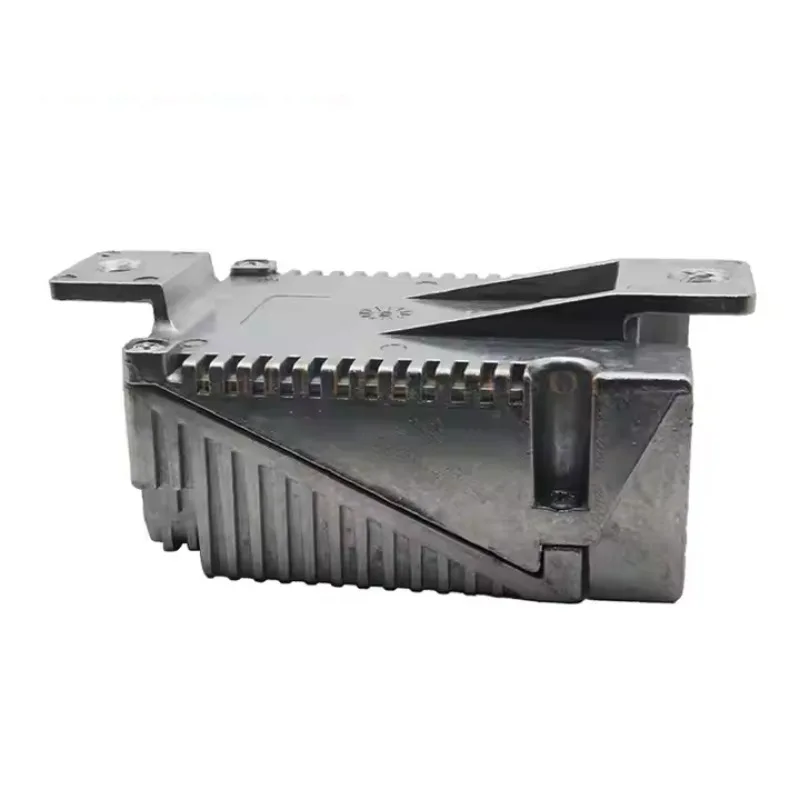 6E538C609AA وحدة التحكم في مروحة تبريد المبرد متوافقة مع ملحقات سيارات فورد 6E53-8C609-AA 6E53 8C609 AA جديد #5