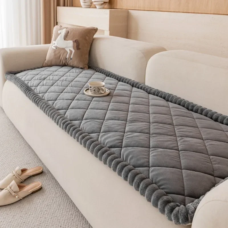 Thickened Checkered Sofa Cushion Light Luxury Crystal Velvet Anti Slip Sofa Cover Skin Friendly Autumn Winter Seasons Couch Pad
