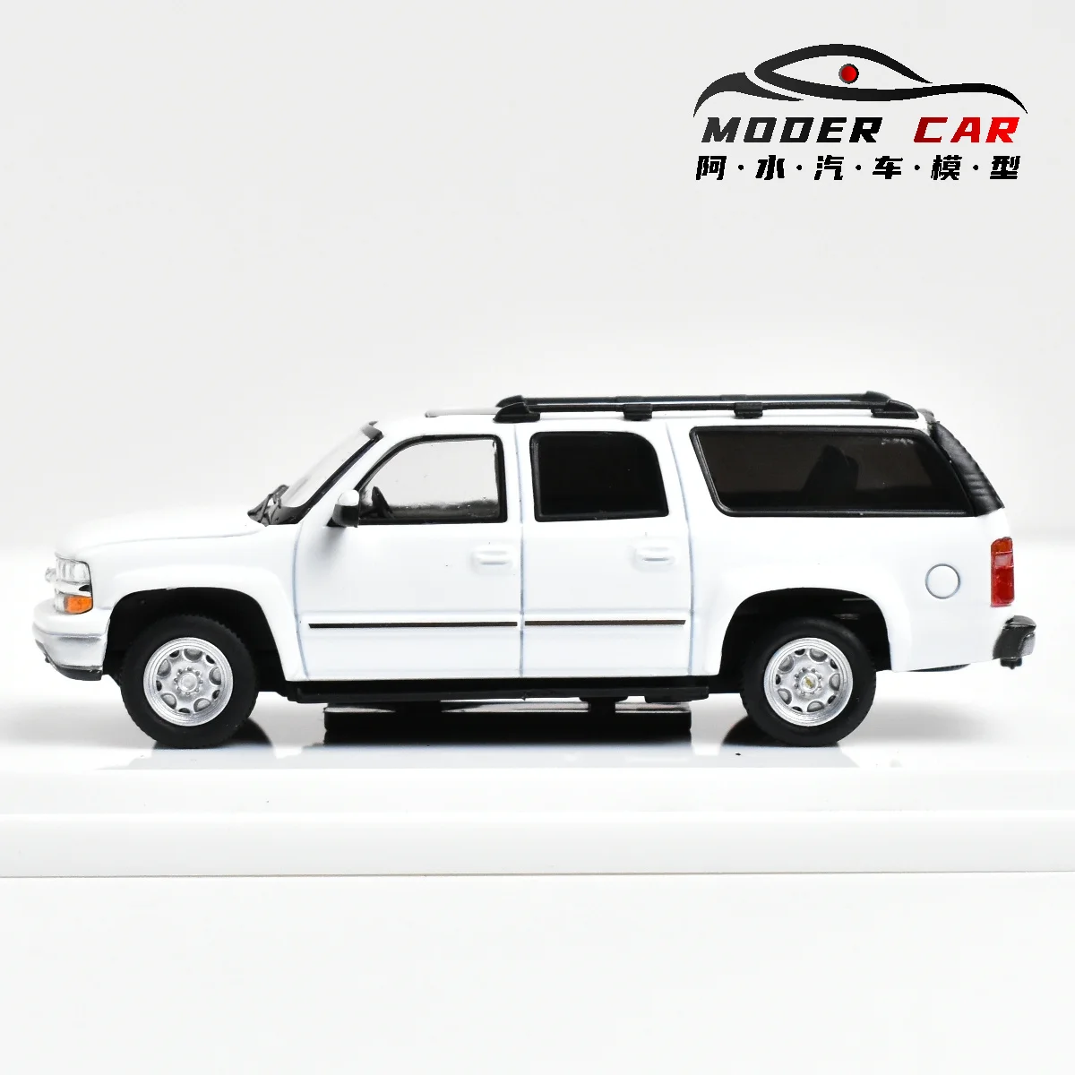 MK Miniatures 1:64 Suburban Diecast Model Car