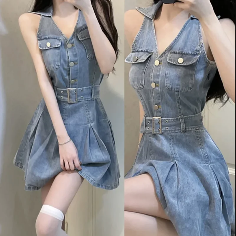 Women\'s Hanging Neck Denim Short Dress, A Pleated Belt, Single-Breasted Waist, Summer, Design Sense, Hot Girl, New, 2023