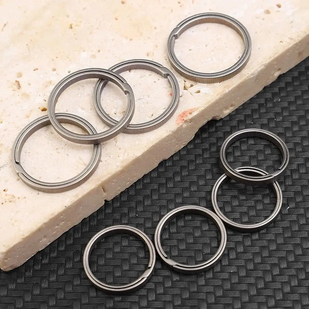 4pcs Ultra-light Titanium Alloy Key Ring Metal Hard Side Pushing Rings DIY Accessories Keyfobs Crafts Key Chain Pendant Gift