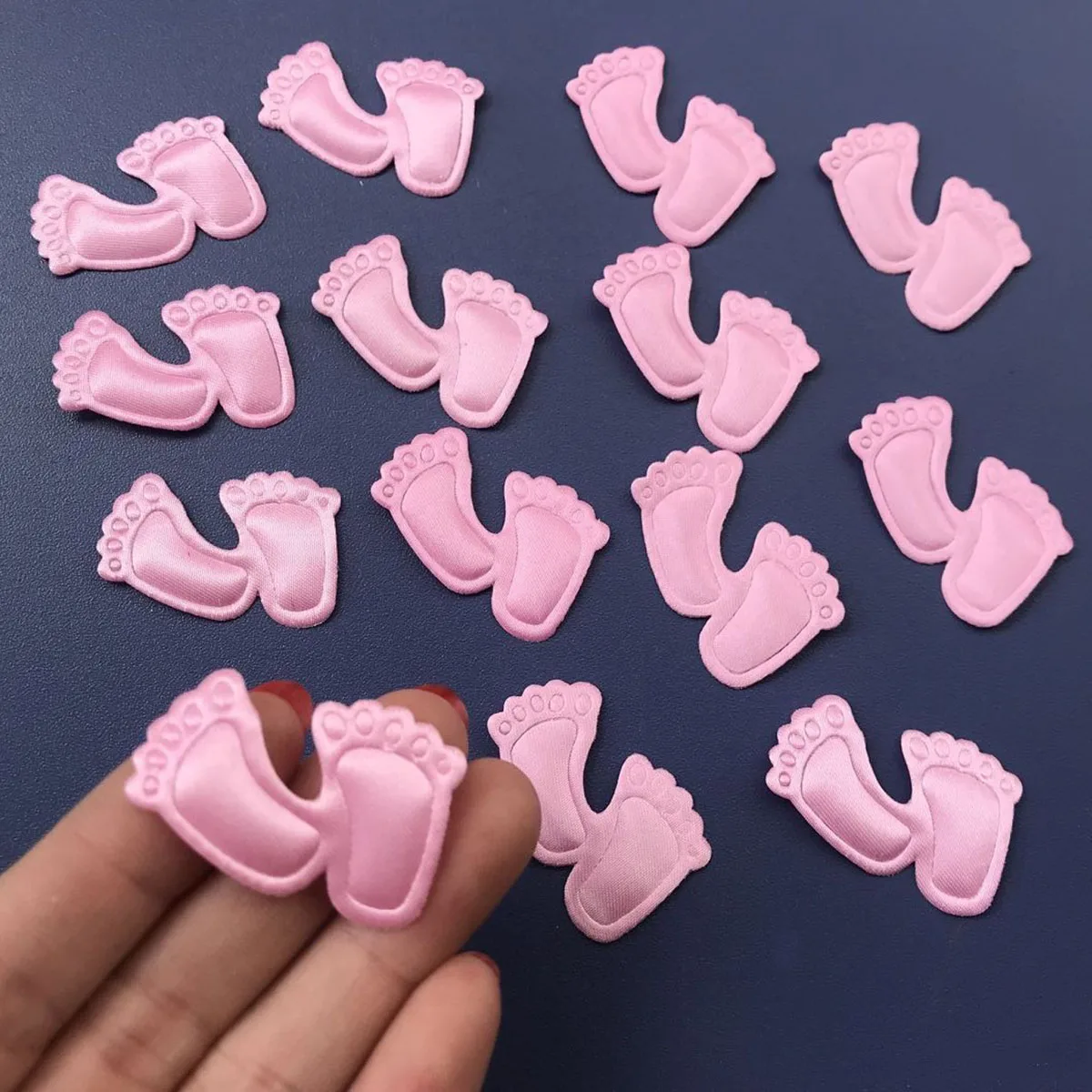 

100 Pcs Footprint Cloth Stickers Decorative Party Supplies Pink Newborn Baby Shower Birthday Props Foot Confetti