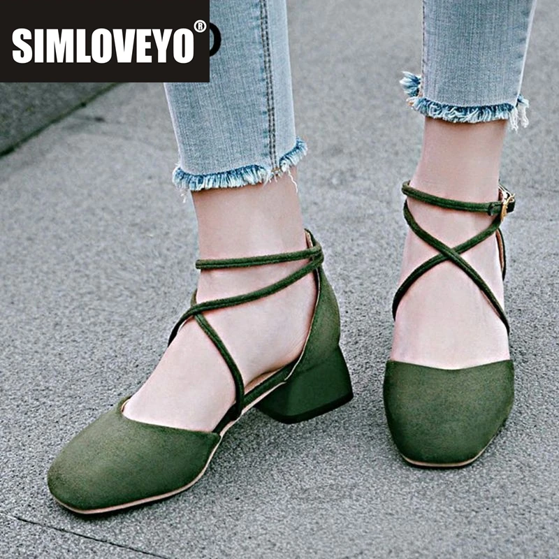 

SIMLOVEYO 2025 Милые женские сандалии с квадратным носком из флока, замша, массивный каблук 6 см, ремешок с пряжкой, большой размер 41, 42, 43 Мягкие туфли для свиданий