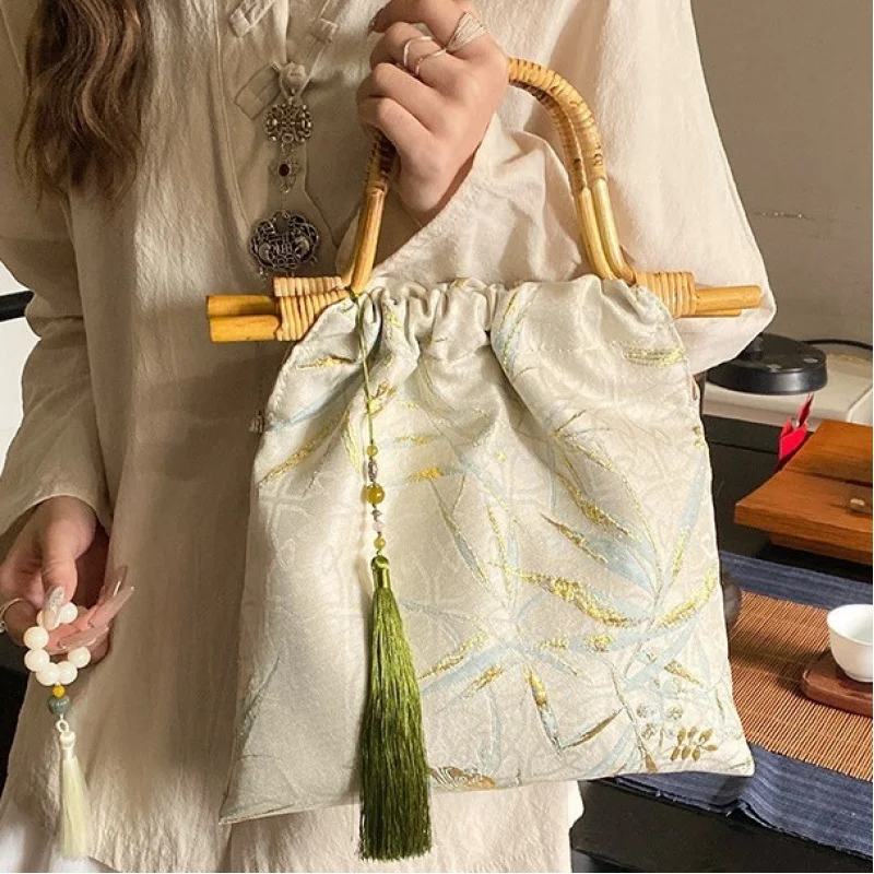 

New Style Bag Women2024New National Style Leaf Embroidered Ancient Style Tote Han Clothing Cheongsam