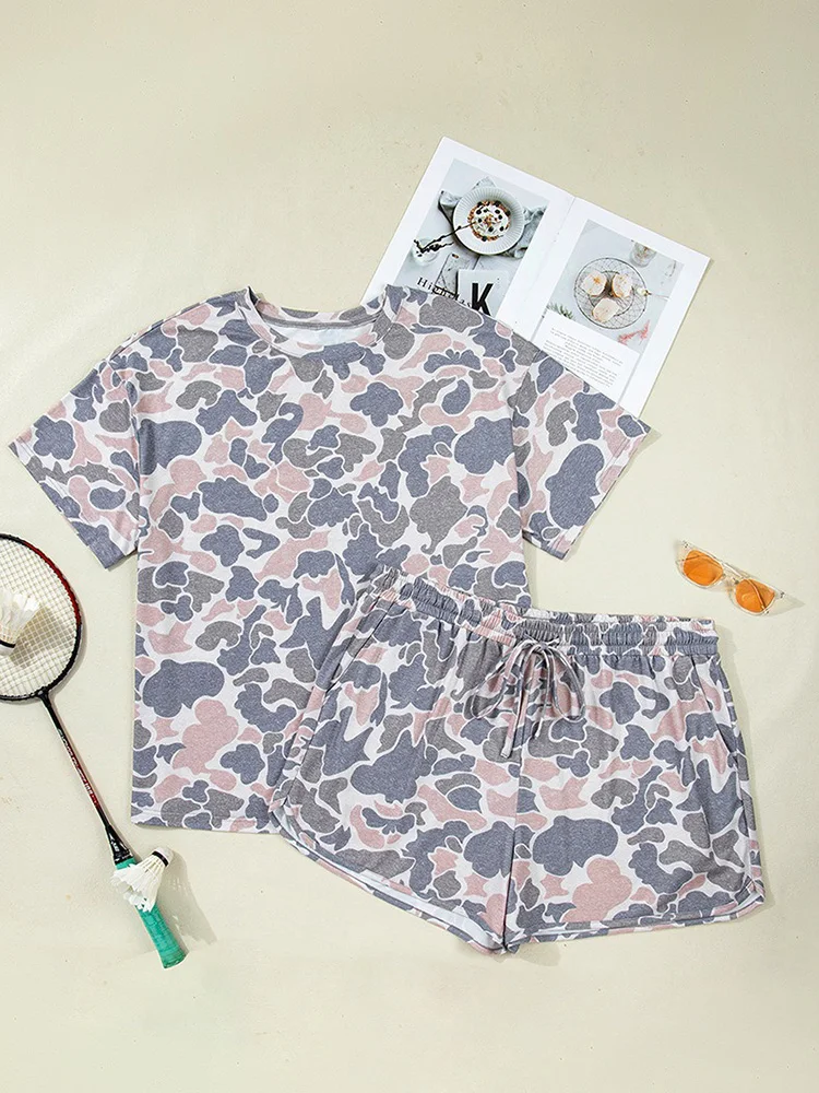 GIBSIE Plus Size Camo Print O-Neck Short Sleeve T-Shirt and Drawstring Shorts Two Piece Set Women Summer Sports Casual Outfit - view 4