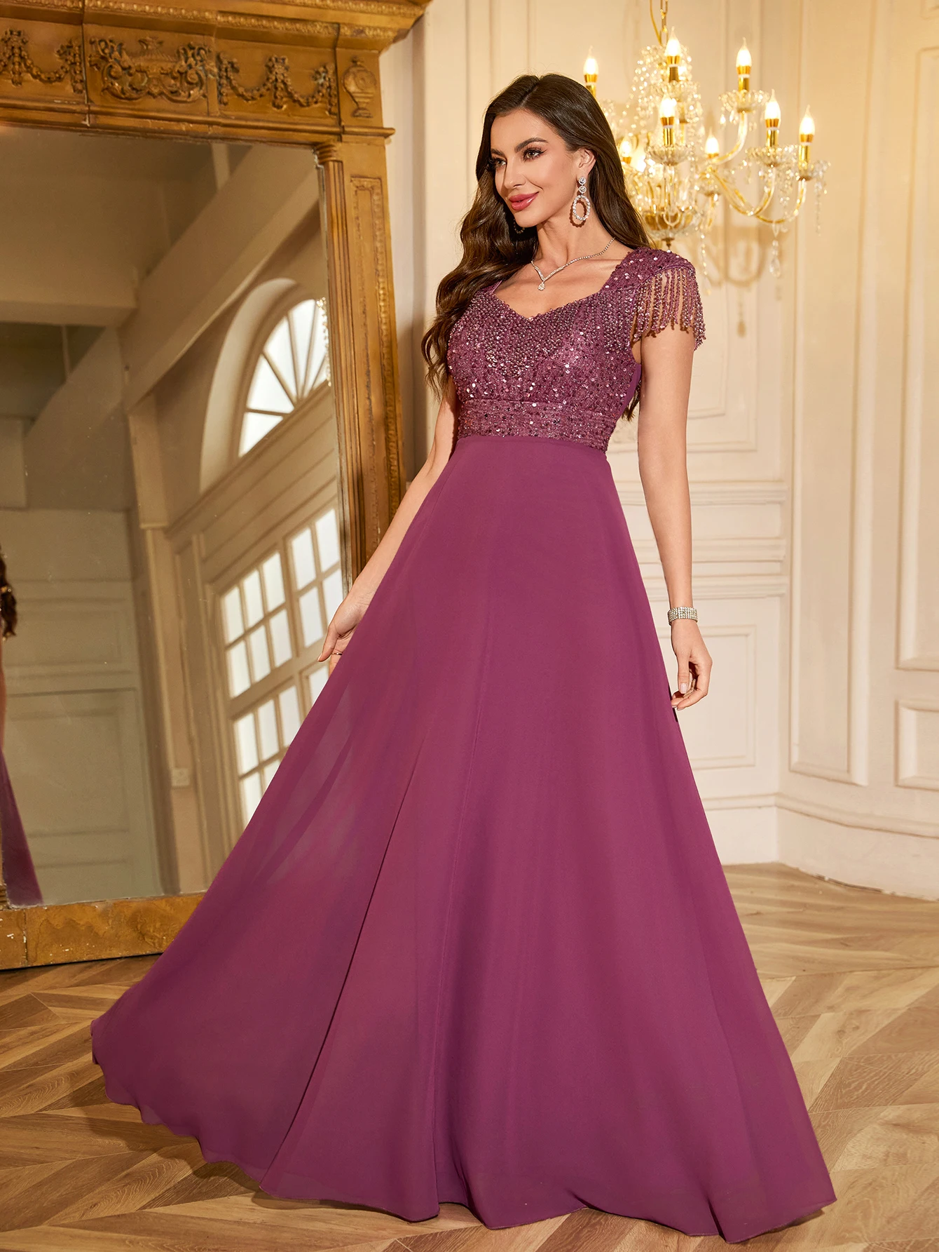 فستان وصيفة العروس للسيدات من UNITHORSE بخط عنق ماسي وأكمام شرابة مطرزة، فستان شيفون بخصر مطرز بالترتر بلون سادة