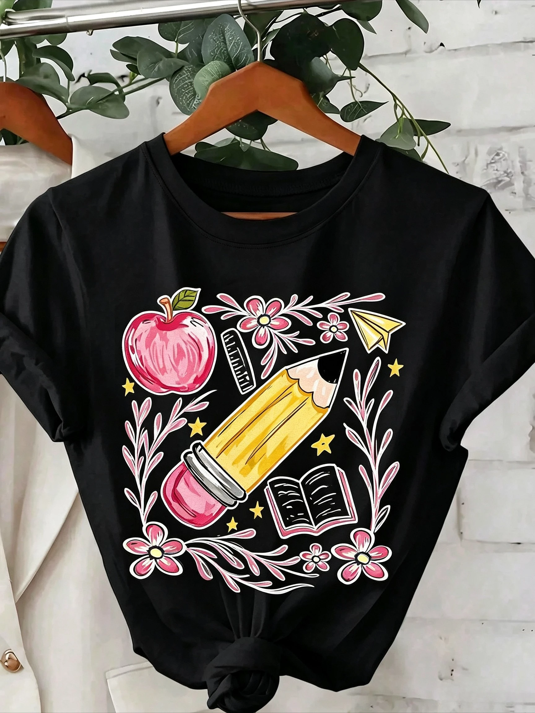 Creative Graphic T Shirt Women Casual Floral Pencil Apple Print Top Artistic School Style Short Sleeve Trendy Summer Outfit