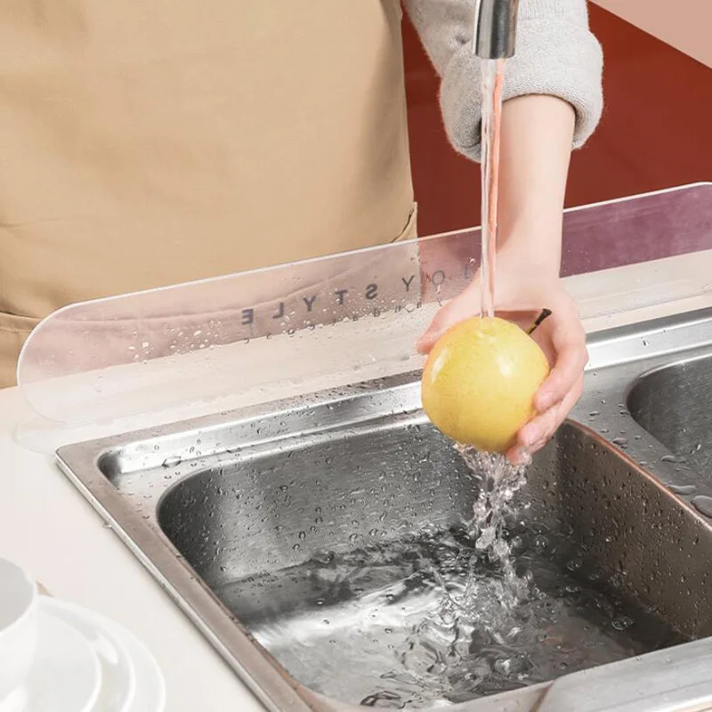 Защитная перегородка для раковины, бытовая защита от брызг воды для кухни, инструмент для предотвращения брызг (случайный)