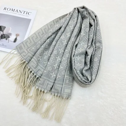 2024 plaid scarf women\'s warm scarf fashion shawl autumn and winter imitation cashmere scarf