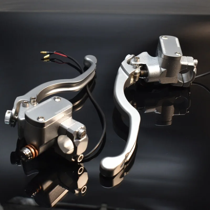 

GM 17.5MM Piston Motorcycle Electric Motorcycle Brake Master Cylinder Hydraulic Clutch No. 9