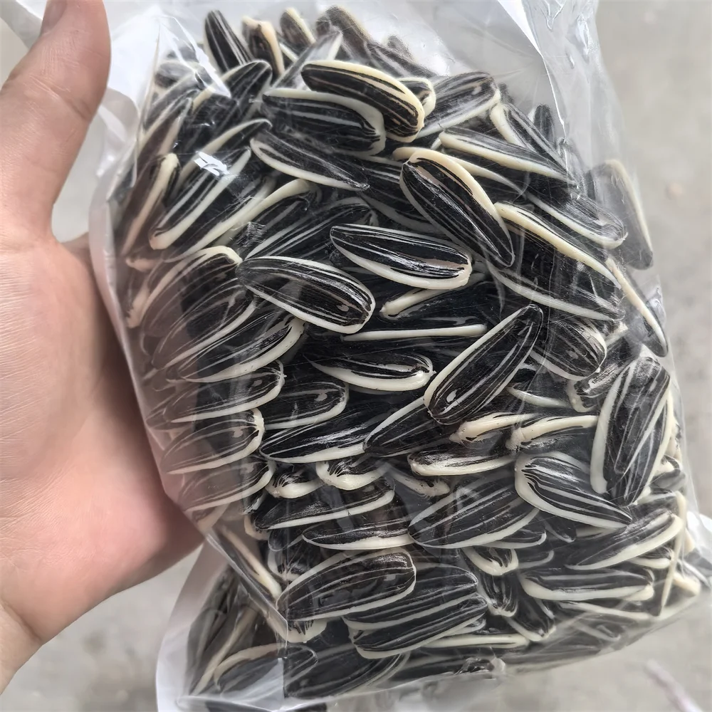 100 Pcs/Lot festive Party Supplies Kitchen cabinet decoration sunflower seeds fake artificial Simulation dry fruits and nuts