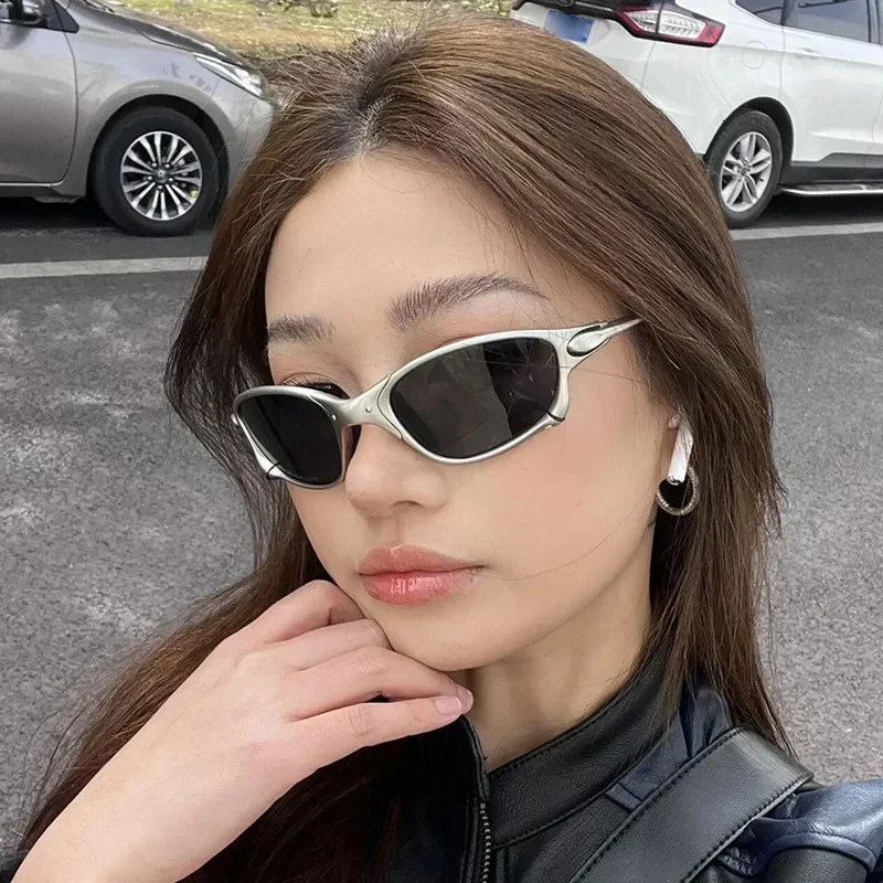 

Новые прочные солнцезащитные очки UV400 2026 года – поляризованные спортивные очки с нескользящей оправой, идеально подходят для езды на велосипеде, рыбалки и походов.