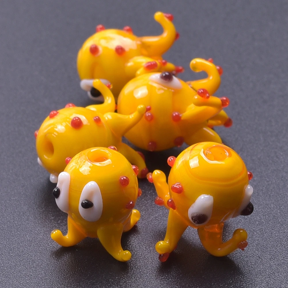 2pcs Glass Beads Animal Cat/Dog/Butterfly/Dragonfly/Frog/Duck/Mushroom Beads For Jewelry Making Lampwork Piercing Beads String