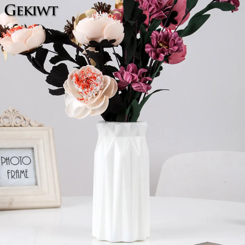 Geometric Plastic Flower Vase 5