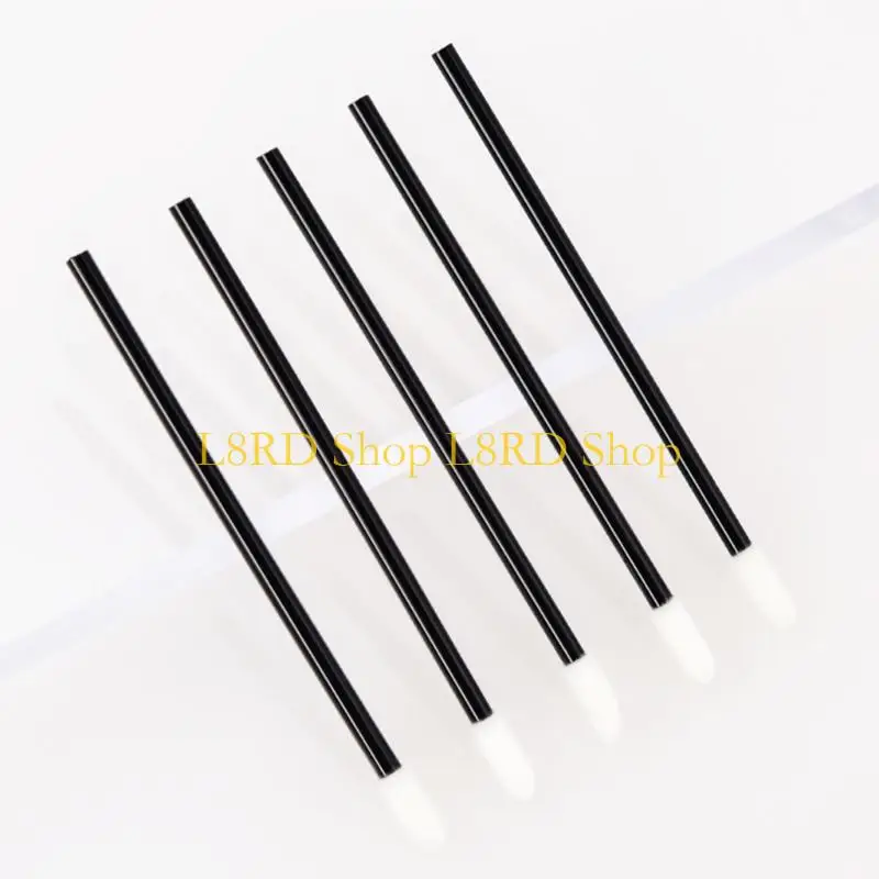 L8RD 50 PCS/セット口紅ブラシ口紅化メイクアップブラシ処分可能なリップブラシ