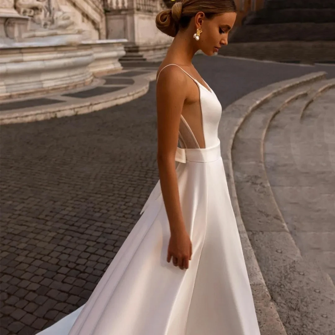 Robe de mariée élégante pour femme, col en cœur, bretelles spaghetti A-ligne, dos ouvert, robe de mariée, train de balayage, personnalisée, 2024