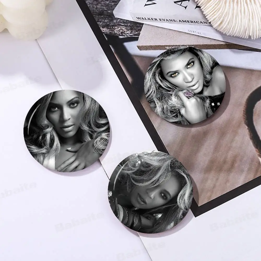 Singer B-Beyonce Cowboy Soft Button Pin Bright Printed Icon Gift For Friends Badge Collar Brooch Lapel Pin Metal