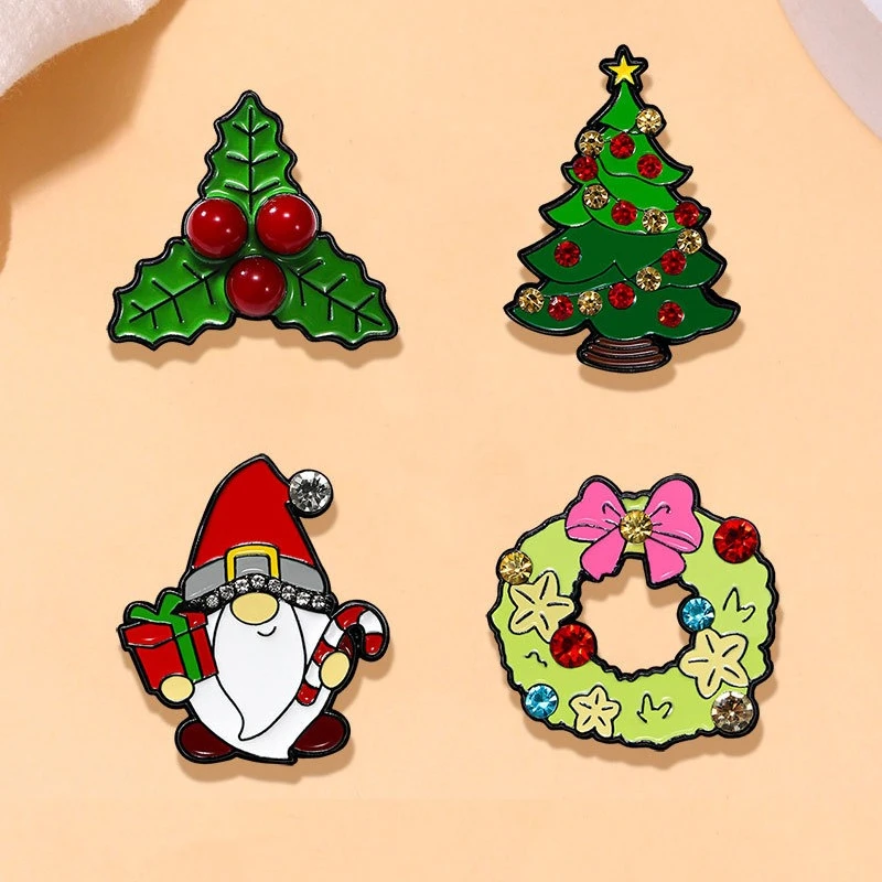 Unisex Christmas Brooch Cartoon Santa Claus Christmas Tree Alloy Pin Badge For DIY Bags Shoes Hat Scarf T-shirt Jeans Accessory