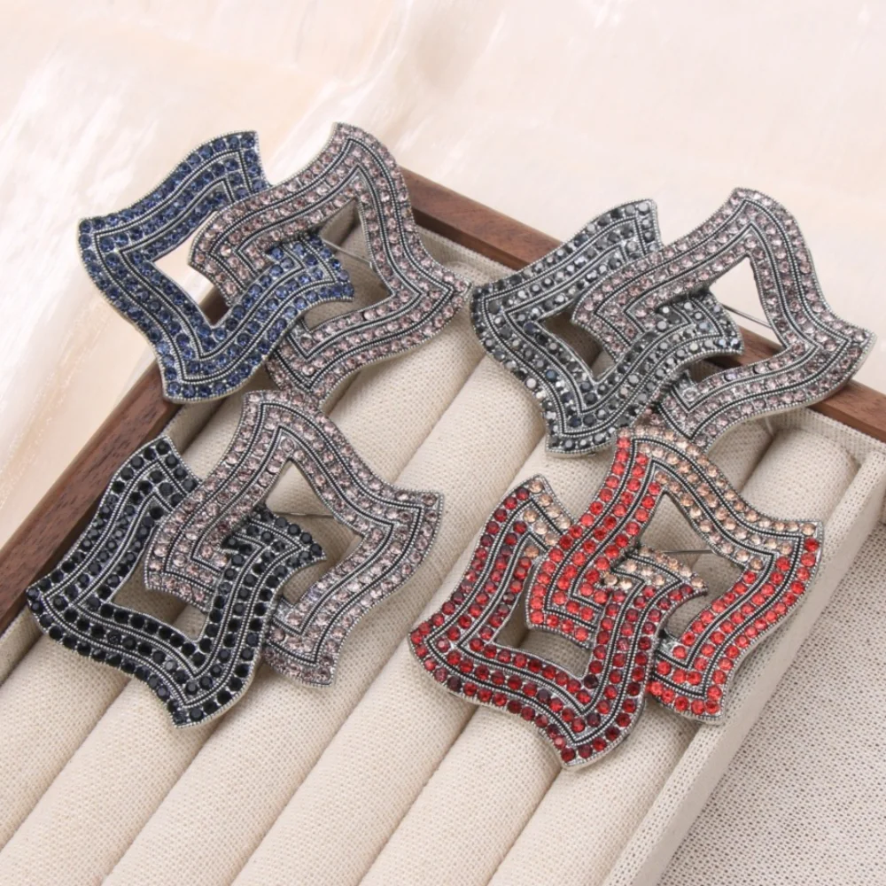 Baroque-Style Luxury Bow-Design Brooches for Men and Women, Jewelry, Fashion Accessories, and Couple's Party Gifts