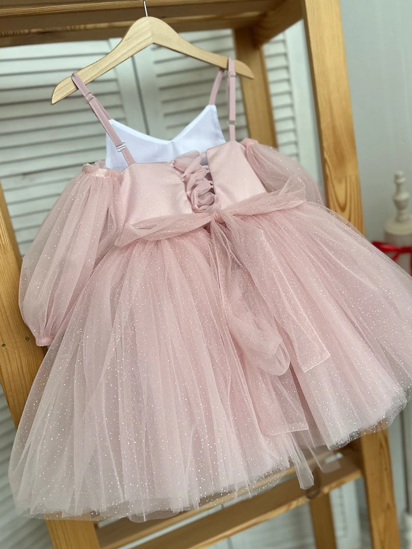 HETISO Sparkly Tulle Flower Girl Dresses Sleeveless Kids First Communion Wedding Birthday Princess Ball Gown 1-12 Years