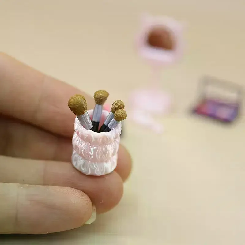 1Pcs Simulated Miniature Dollhouse Makeup Brush Cosmetic For Doll Accessory Toys