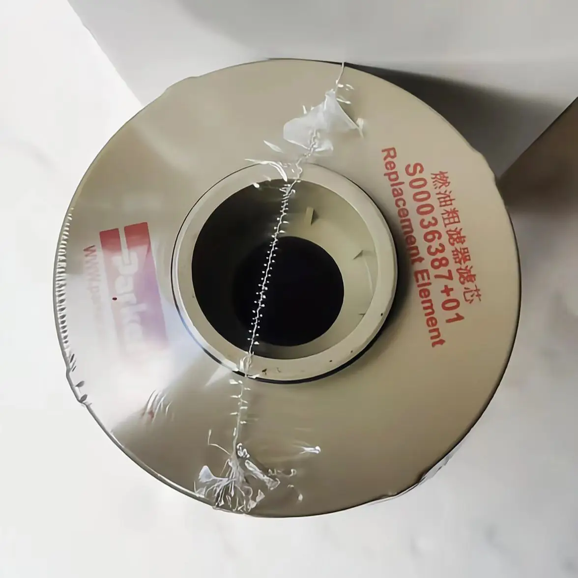 

S00036387 01 diesel filter 860154876;XCMG roller, grader, crane diesel engine ;fuel filter；fuel coarse filter S00036387+01