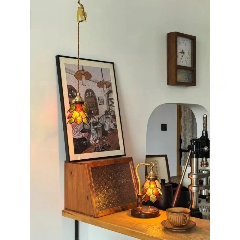 Homestay warm retro nostalgic medieval lamps and clothing store cafe small window small chandelier