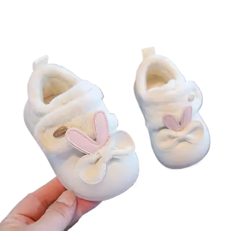 

0-2 Years 2025 Autumn Winter Baby Girl Princess First Walkers Soft Sole Cartoon Bunny Ears Warm Cotton Toddler Shoes