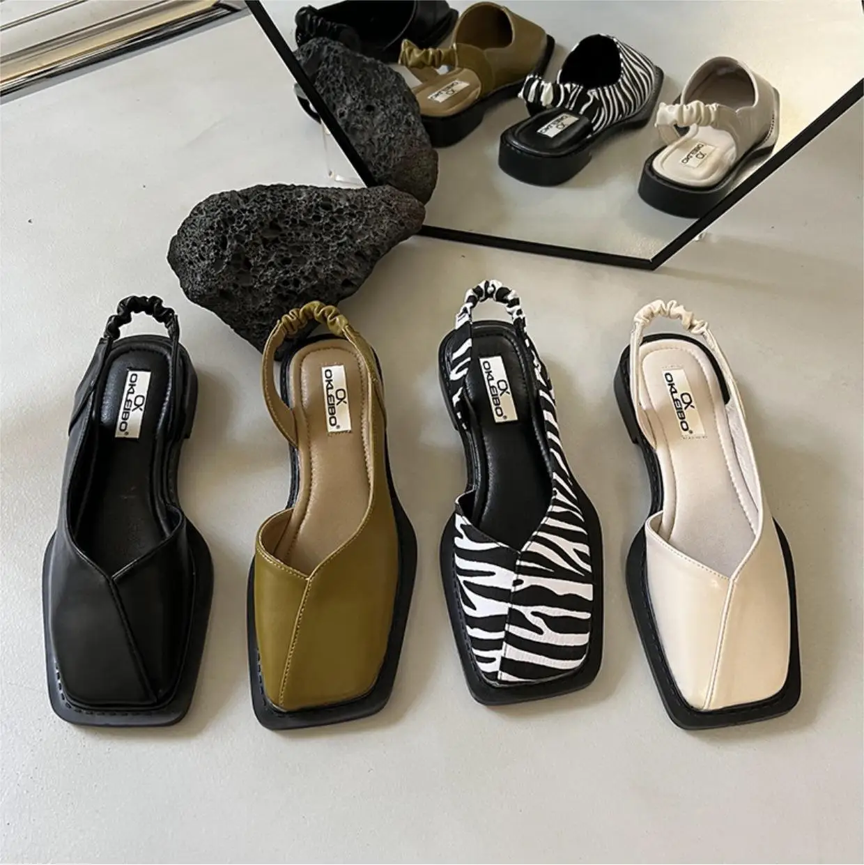 

2023 Summer Elegant Ladies Sandals Fashion Ladies Elastic Band Flat Heel Women Shallow Party Shoes Square Heel 35-41 Square Toe