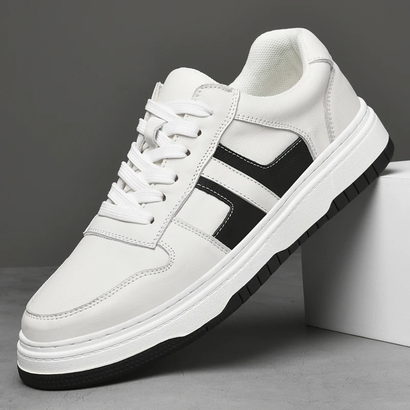 

2025 новые осенние мужские кожаные кроссовки со вставками — дышащая белая обувь для повседневной и спортивной одежды
