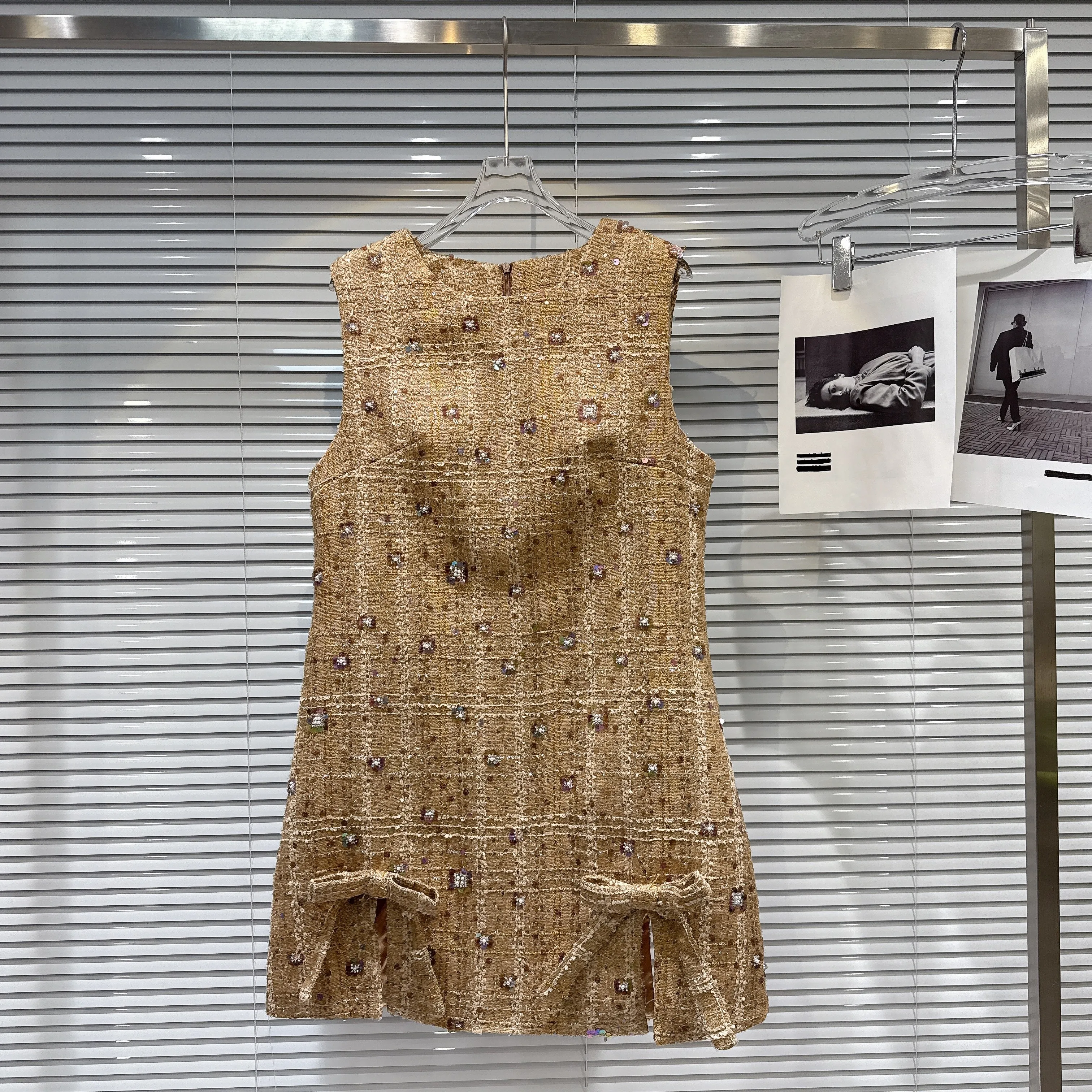 French Elegant Fashion Socialite Sleeveless Dress Sequin Bow Round Neck Slim Fit A-line Tweed Short Tank Dress for Women Autumn