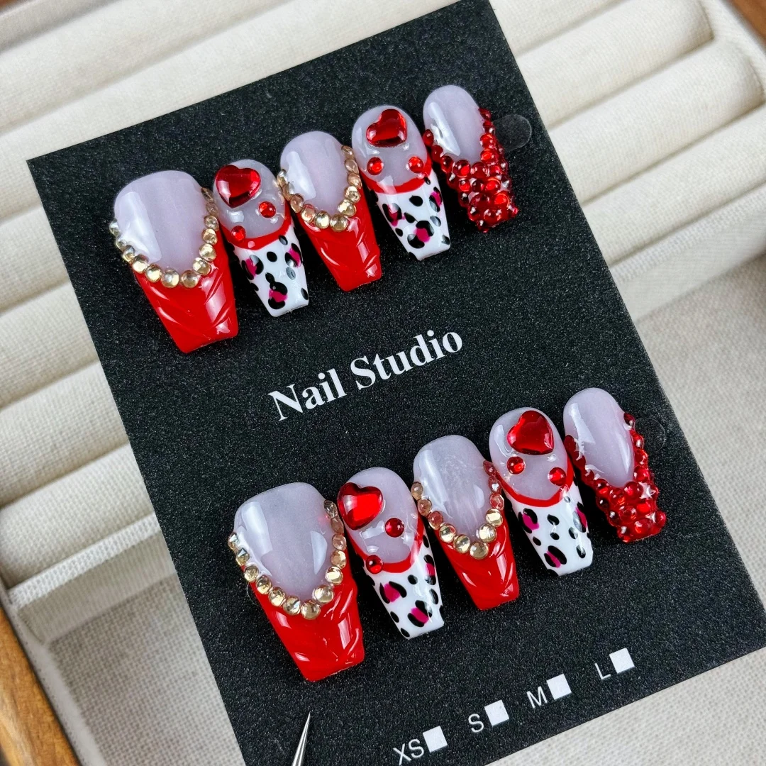 10pcs high-end Sweet and cool style, hand-painted leopard print, three-dimensional heart shape, dazzling stacked diamonds hand