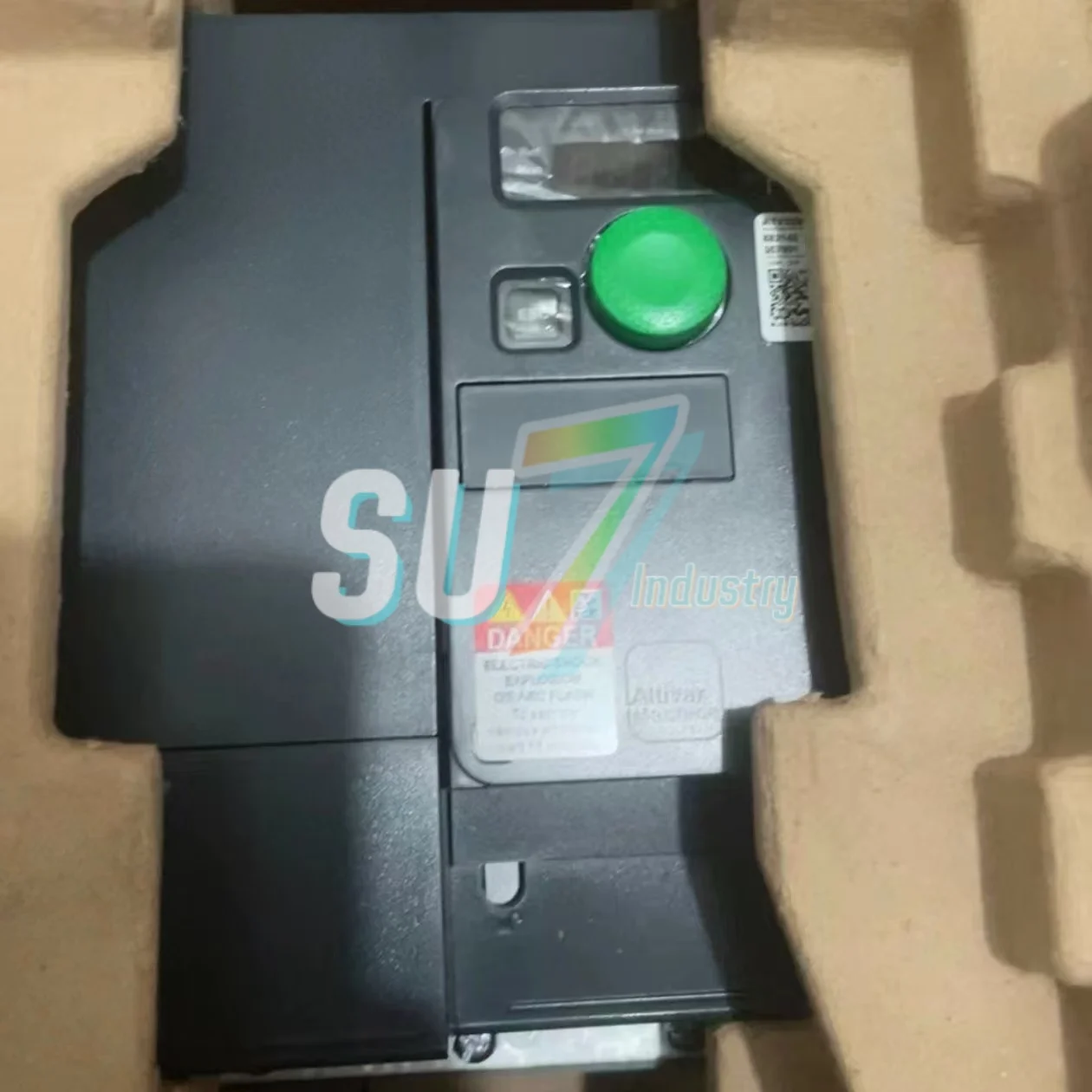Inversor ATV320U22N4C ATV320U30M3C nuevo en caja