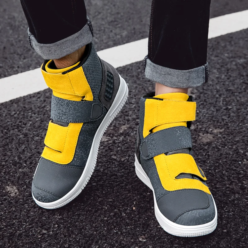 

Дышащая уличная мотоциклетная обувь для отдыха и езды на мотоцикле. Четырехсезонная мотоциклетная обувь натяжения, противоскользящая и противоскользящая.