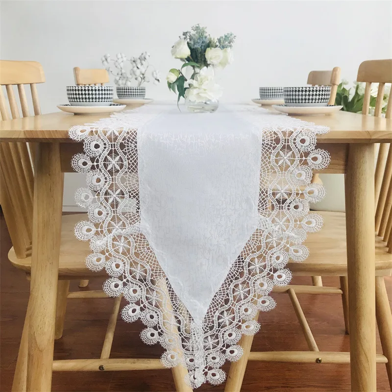 White Lace Talbe Runner Hollow-Out Crochet Design Table Runner Elegant Home Decoration for Dining Table Runner Cloth Wedding
