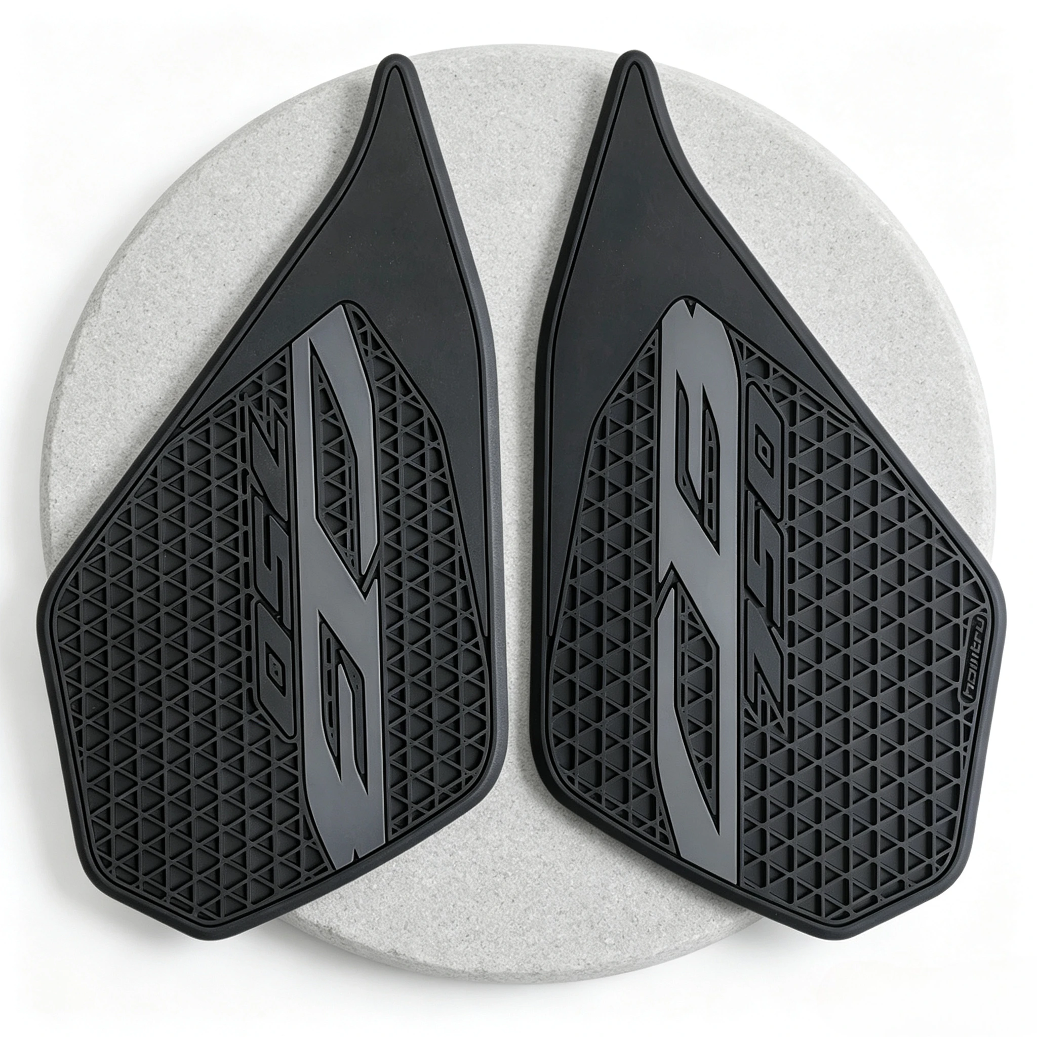Motorcycle Anti-slip Side Tank Grips Pad Rubber Tank Protector Mat for HONDA CB750 Hornet 2023-2026