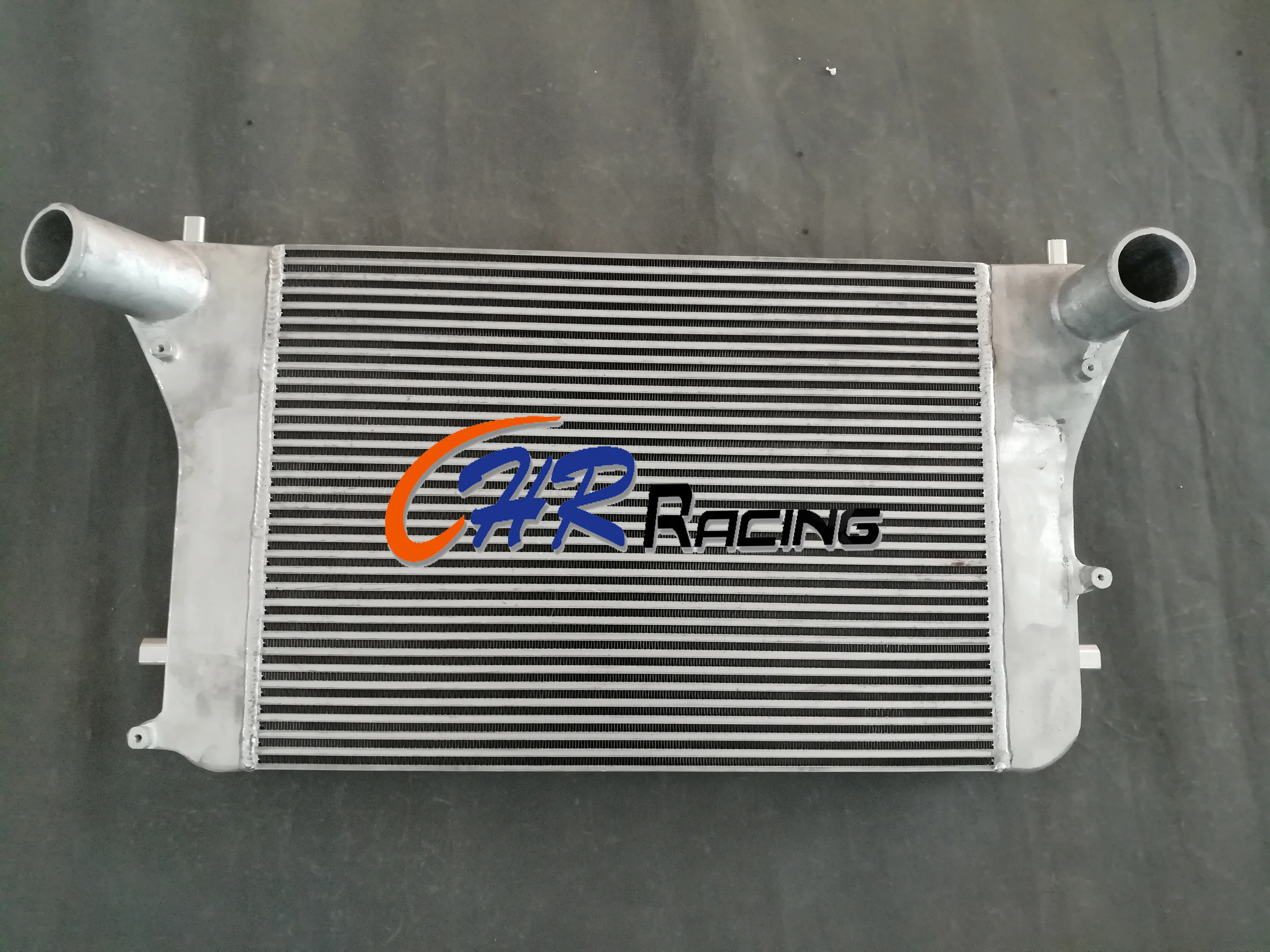 Intercooler for VW Golf GTI Jetta Passat MK5 MK6 Audi A3 S3 8P TT 8J FSI TSI 2.0