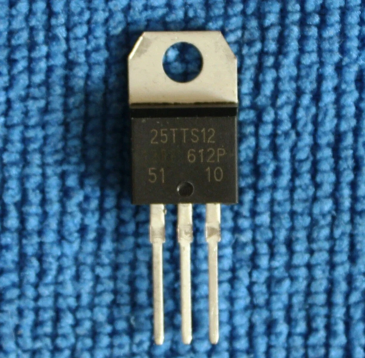 5PCS 25TTS12PBF 25TTS12 25A 1200V TO-220 Unidirectional silicon controlled