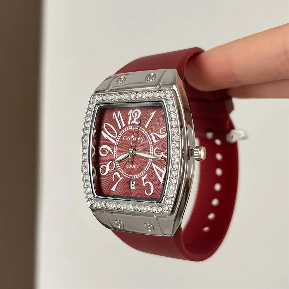 

Fashion Ladies Quartz Watch Exquisite Wine Barrel Digital Clock Silicone Waterproof Woman Watch Coffret Cadeau Femme