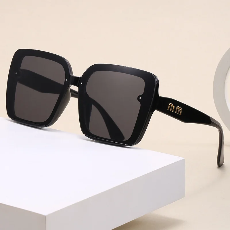 Brand Design Big Square Frame Sunglasses for Men Women Fashion Vintage Black Sun Glasses Luxury Classic Male Ladies Eyewear 2025