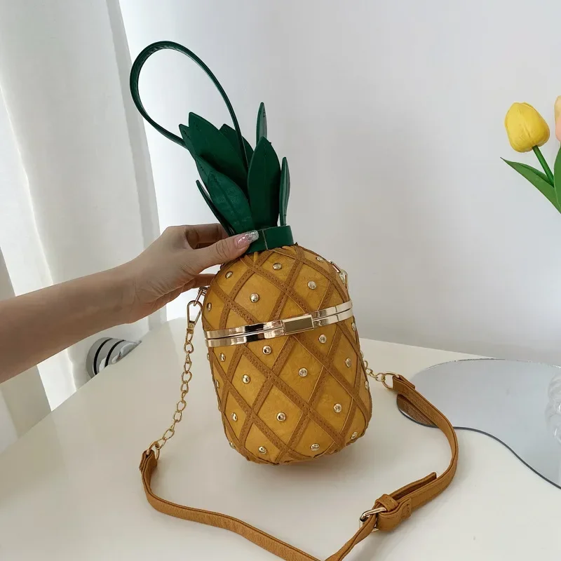 Carino ananas design borsa a tracolla di lusso rivetto frutta borsa a tracolla designer borse divertenti per le donne 2023 borse pochette da festa