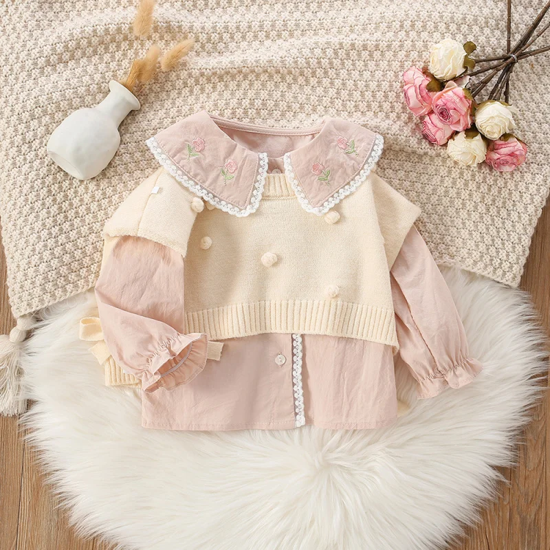 Kxkm-Girl's Western Style Two-Piece Suit Sweet Lace Shirt+Sweater Vest Suit Autumn NewinsFall wear long sleeves