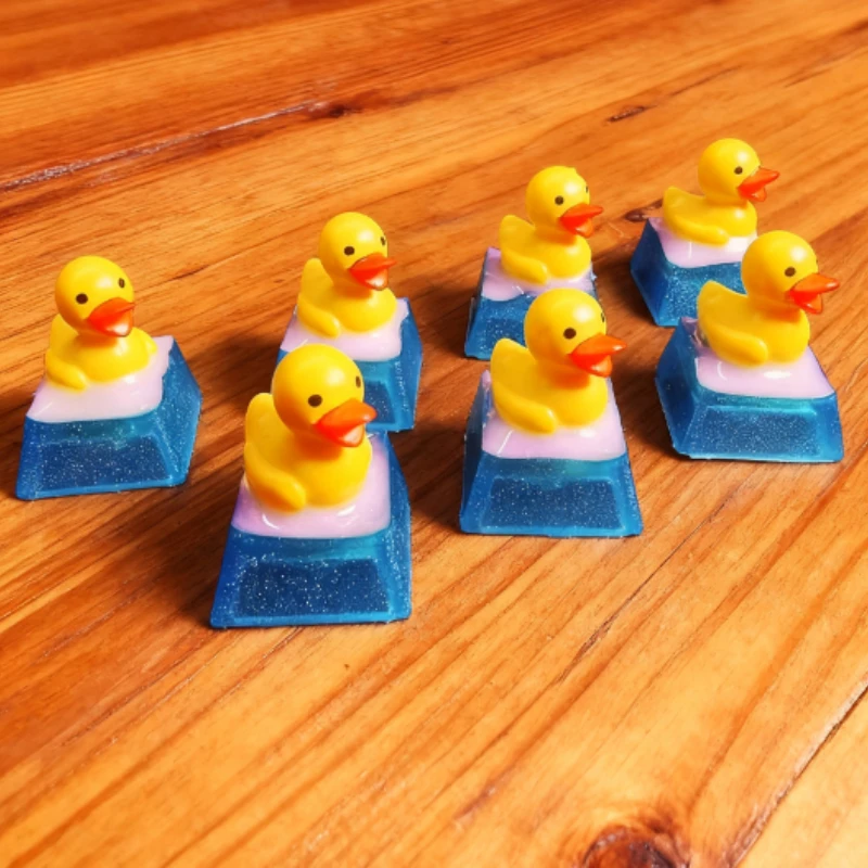 

Колпачок для клавиатуры из смолы с желтой уткой, индивидуальный дизайн, ручная работа, смола, аксессуар для механической клавиатуры, уникальное украшение для клавиатуры