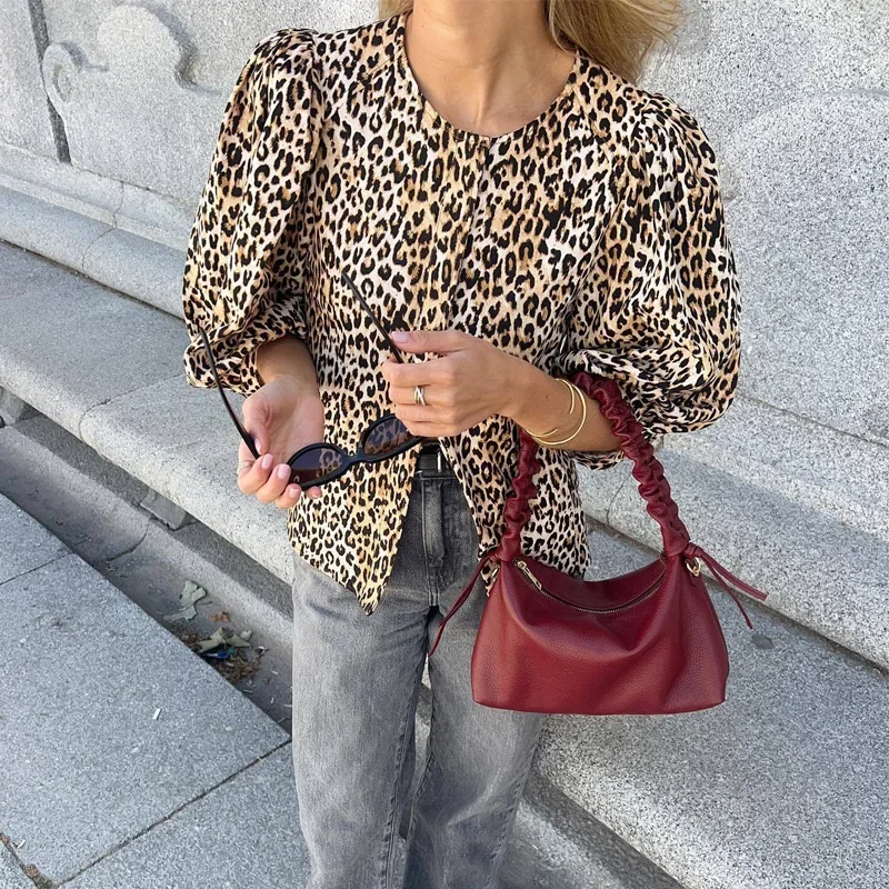 Leopard Women Blouses Vintage Animal Print Cropped Blouse Puff Sleeve Loose Summer Blouses Ruched Casual Elegant Blouse