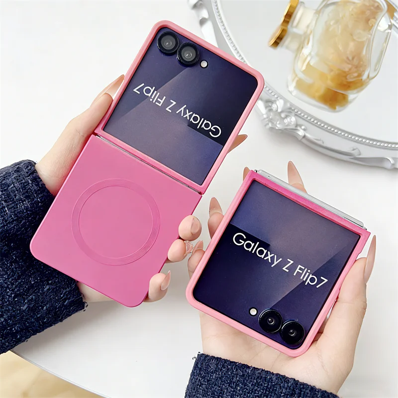 

Luxury Gradient Silicone For MagSafe Wireless Charge Case For Samsung Galaxy Z Flip 7 6 5 4 3 ZFlip7 Flip6 Shockproof Soft Cover