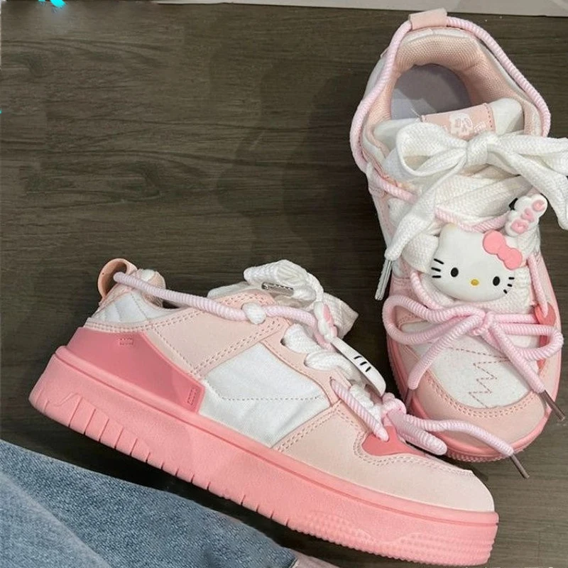 Sanrios Hello Kitty Shoes for Girls, Cute Students, Versatile Cartoon Casual Lolita Pink and White Lace-Up Low-Top Sneakers